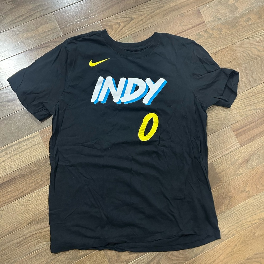 Nike Pacers Tyrese Halliburton player tee size Large
